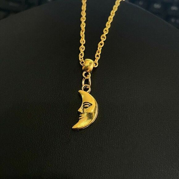 Jewelry - Fashion Antique Gold Necklace Crescent Moon Pendant Gothic Hippie